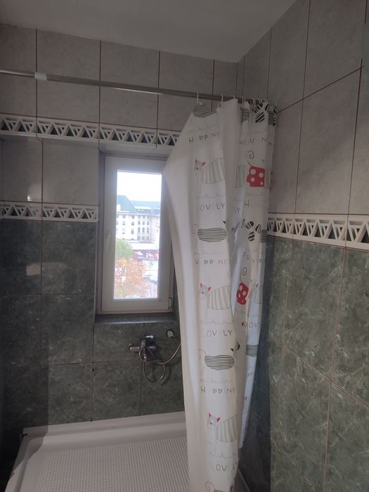 Inchiriez Ap 2 camere Izvor