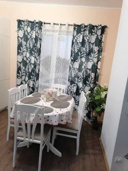 Къща с двор в село Кошарица 95920