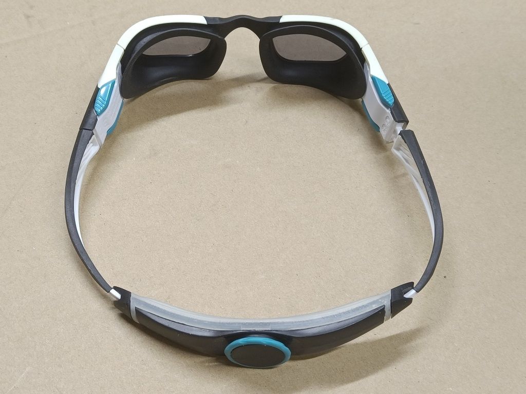 Очила за плуване turn Декатлон размер s, с опушени стъкла, бяло/черно/