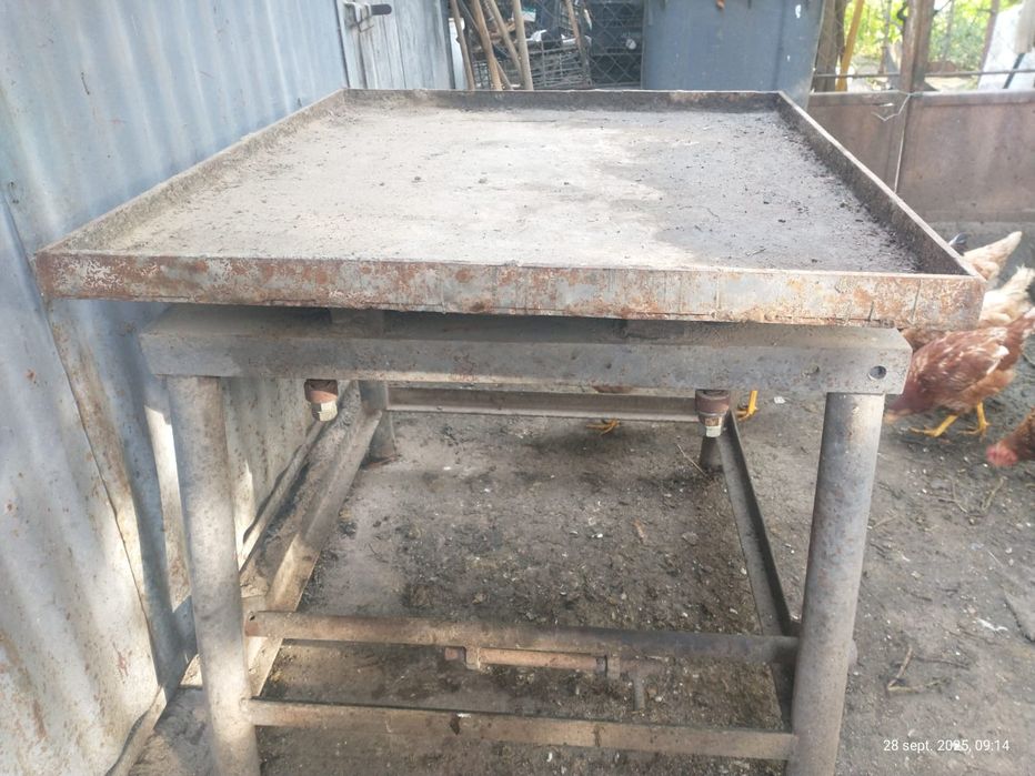 Masa vibrat pentru dale