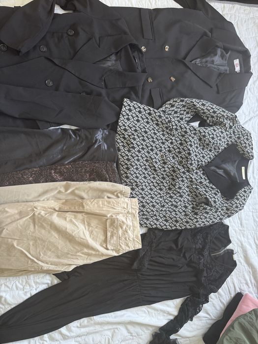 Пакет с женской одеждой