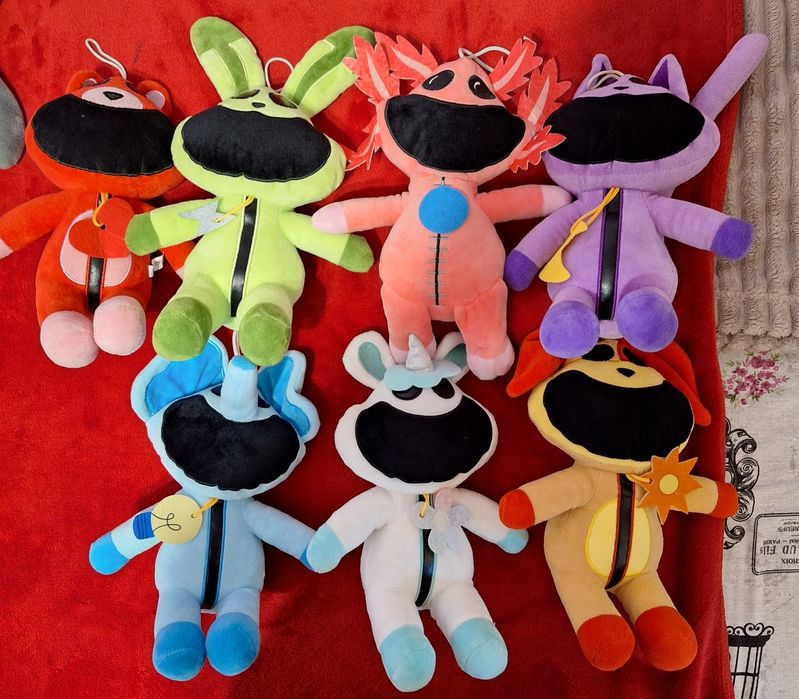 Smiling critters plușuri