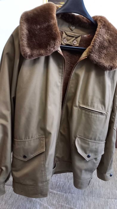 Haina barbati /Scurta impermeabila, mesada blana detasabila, Marime 56