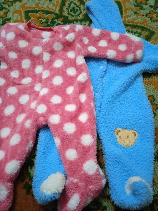 Отдам детские вещи