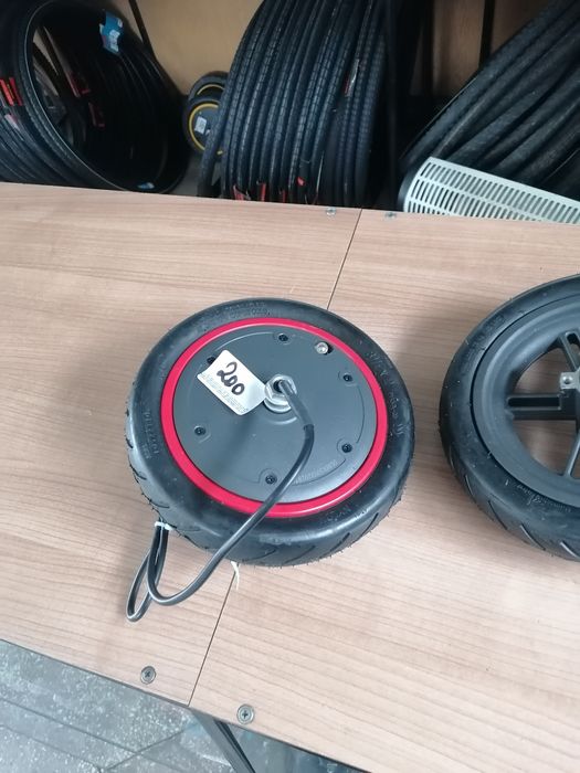 Roata de trotineta cu motor electric 36v
