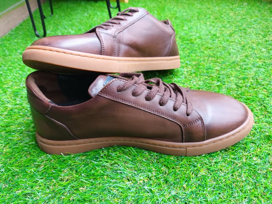 Нови Спортно-елегантни обувки LAZARINI