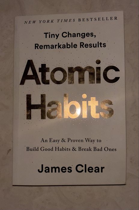 James Clear “Atomic Habits”
