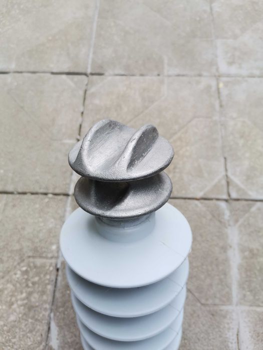 Носач силиконов/ подпорен силиконов изолатор 20kV