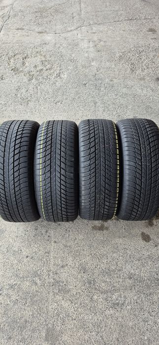 4 anvelope iarna runflat Bridgestone 245/50/19.Pretul este pe bucata
