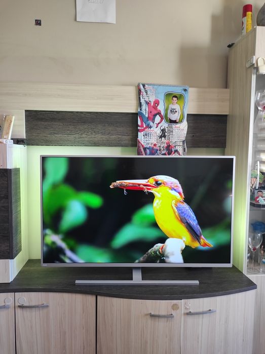 Смарт Телевизор PHILIPS 43 инча Android Ultra HD 4K Ambilight