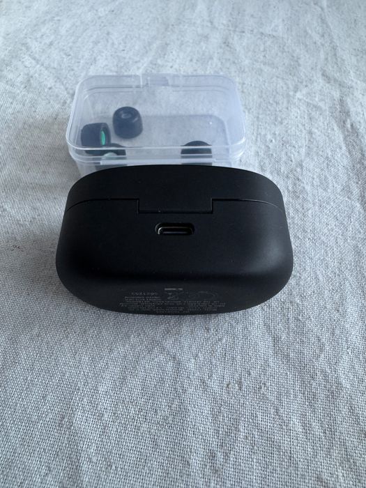 Продавам слушалки sony wf 1000xm4