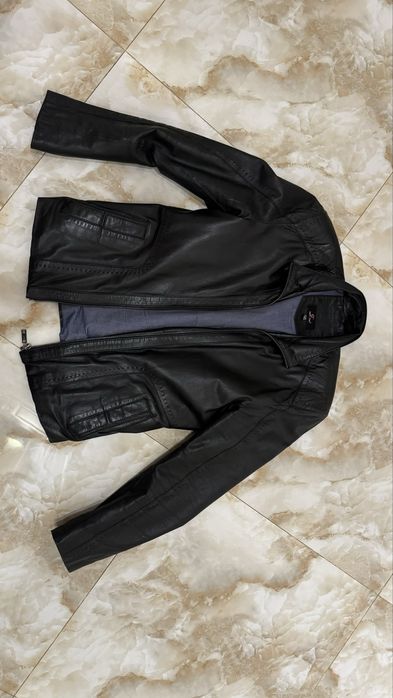 Мужская кожаная куртка