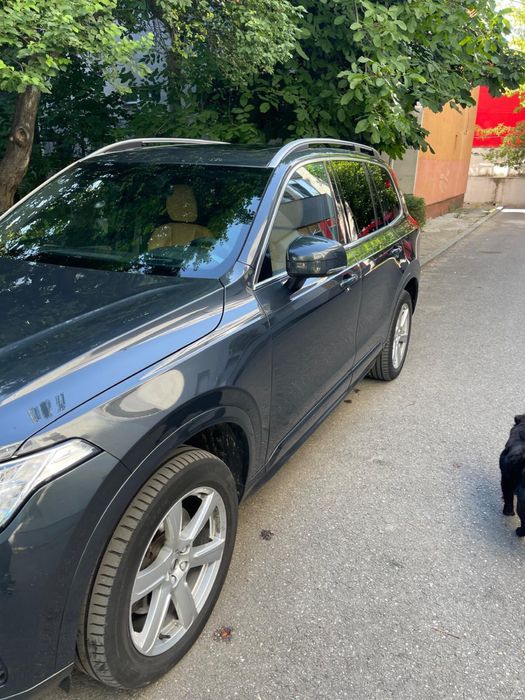 Vând Volvo XC90 D5 – 4x4, 235 CP, anul 2019