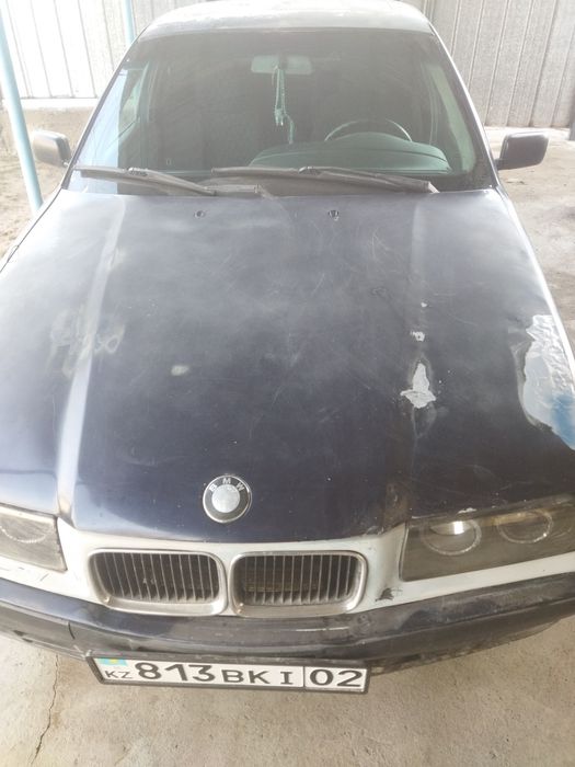 Продам машину марки бмв