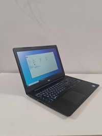 Laptop Dell cu i5 generația a 8 a