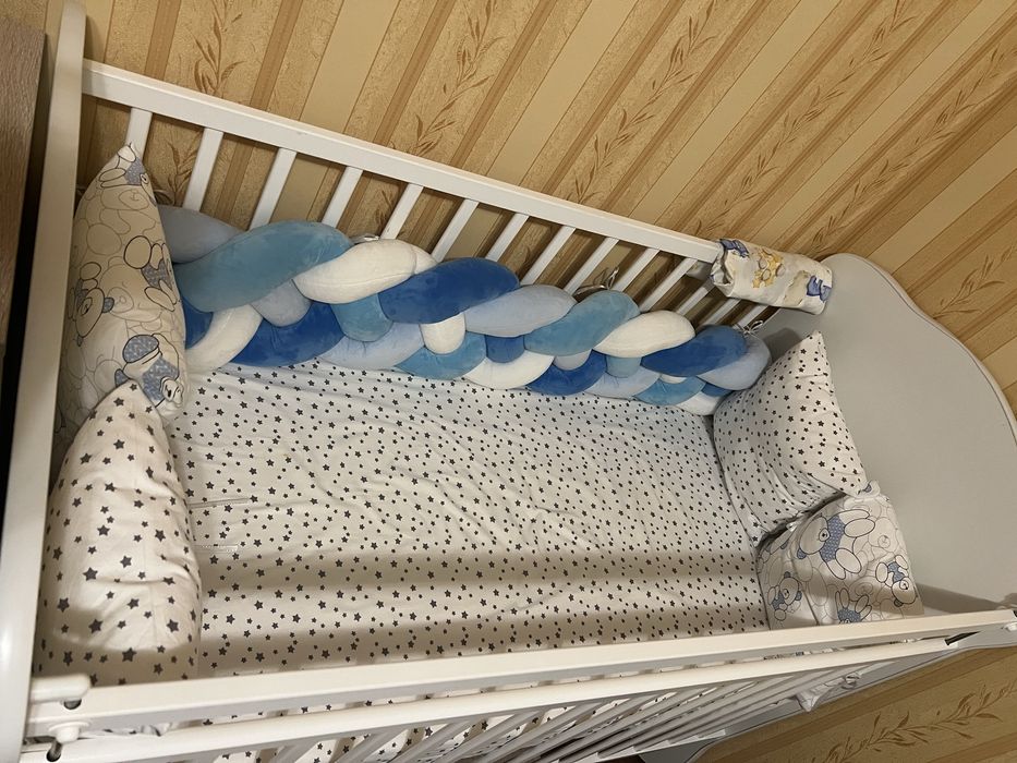 Манеж с матрасом