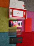 Отличен One Plus 6 смартфон с 8 gb ram и 128 gb rom