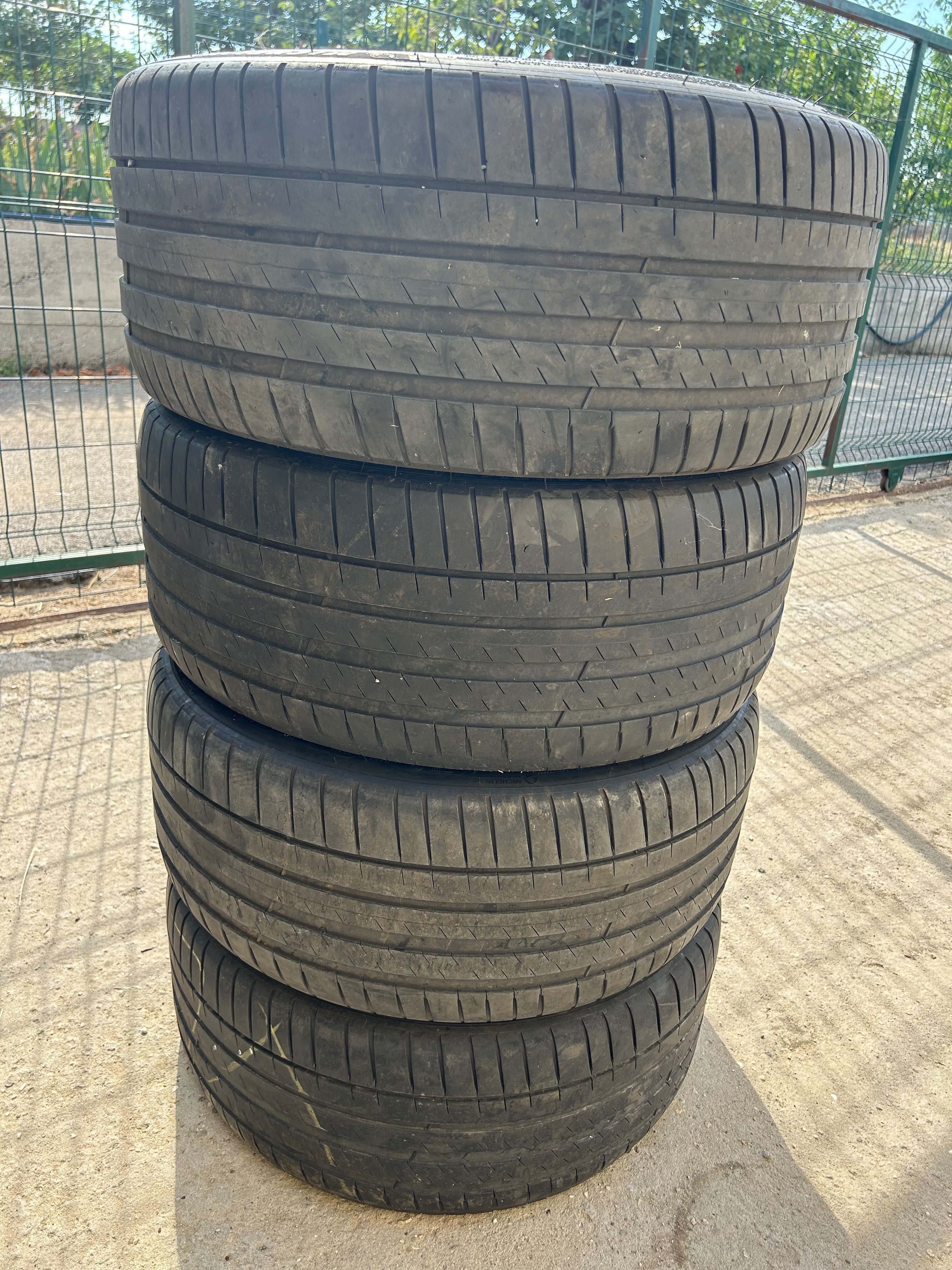 255/35 R20 Michelin Pilot Sport 4