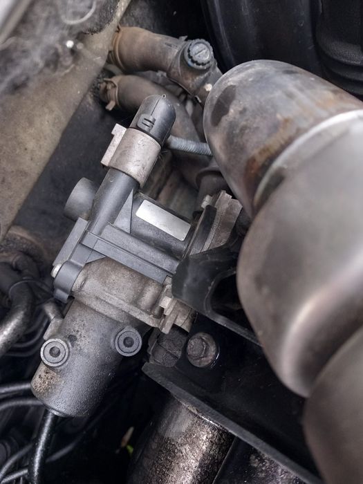 Vând piese motor Megan 1.5 dci e4