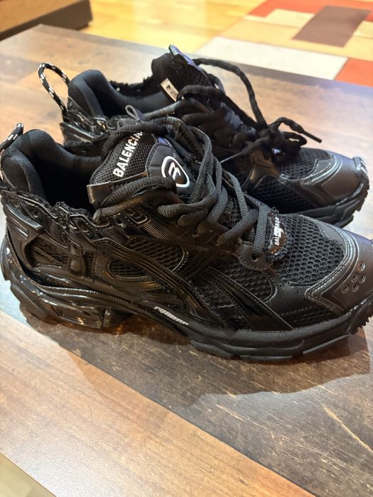 Balenciaga runner