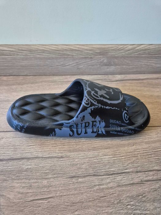 Летни плажни чехли