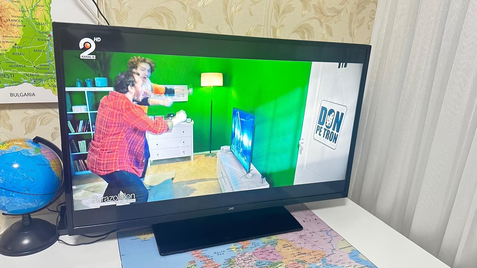TV Led JVC 106 cm