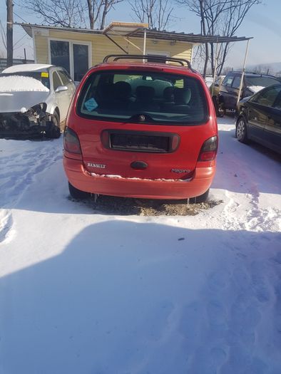 Renault Megan Scenic 1.6 , Рено Меган Сценик 1.6 бензин На Части !!!