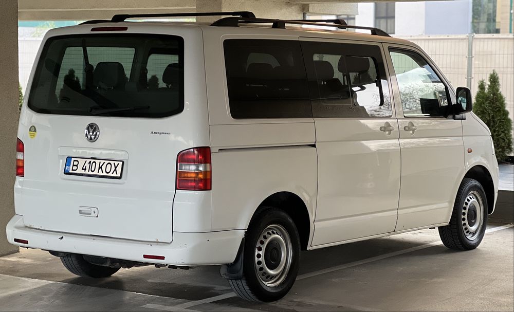 Volkswagen Transporter T5 – 2007 - 9 Locuri