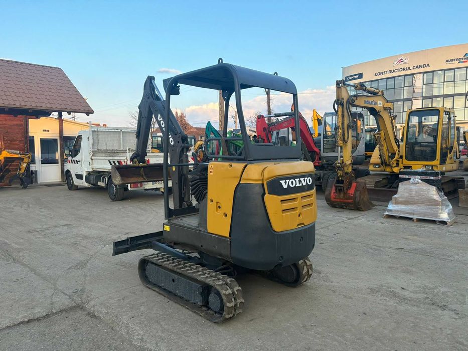 Miniexcavator Volvo EC18D , 2016 , 2 tone
