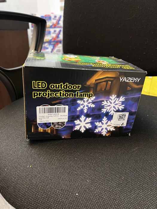 Proiector LED de exterior si interior YAZEKY, iluminat festiv