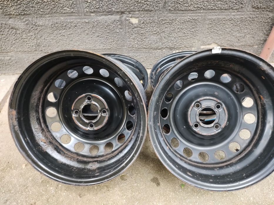 Vând Set Jante 4x100 R15 Dacia Logan MCV Sandero Renault Clio Modus