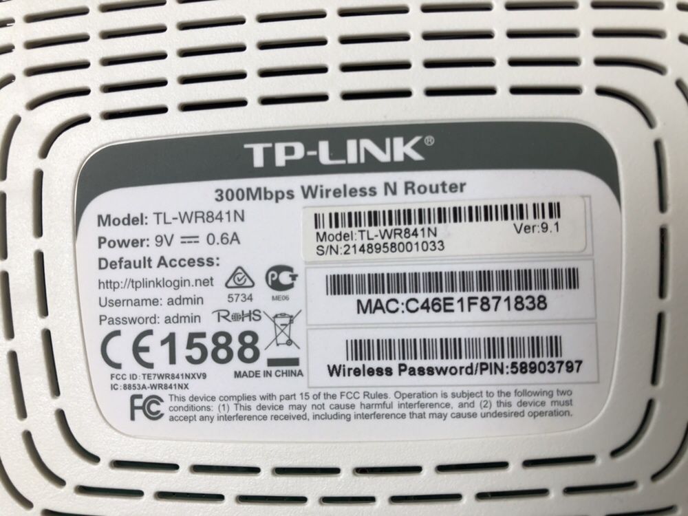 Router wireless TP Link 300Mbps cu 2 antene