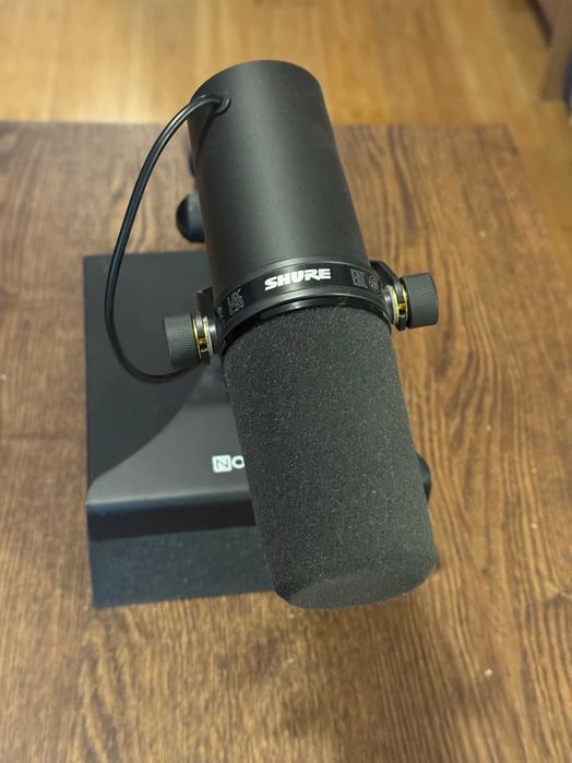 Shure SM7B + Cloudlifter CL-1 (cloud microhpones)