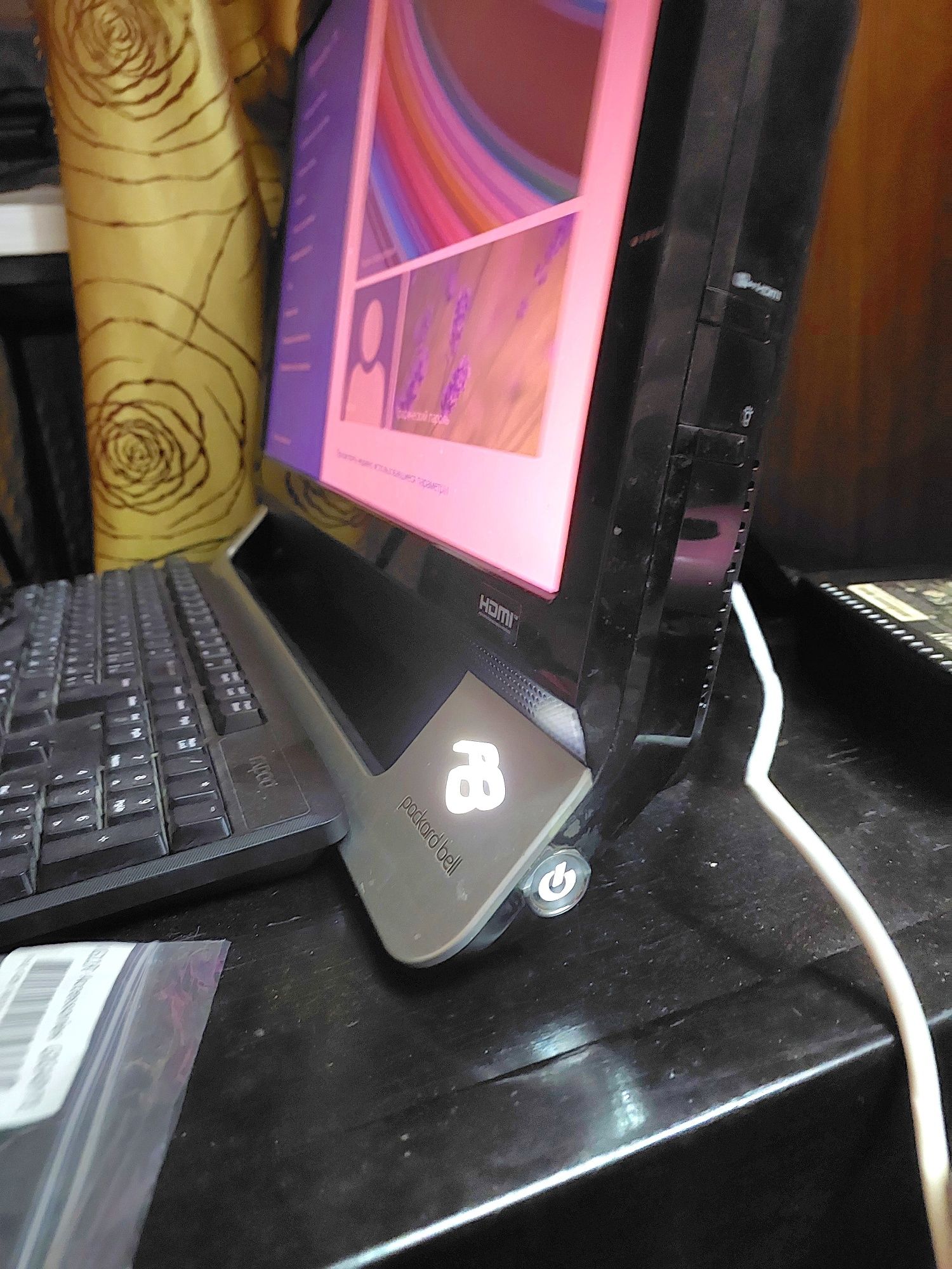 Моноблок для офиса Acer Packard Bell oneTwo M3450 AMD A6 3620, 4ГБ DDR