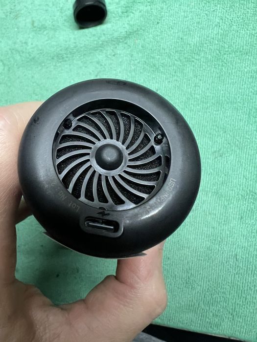 Fanttik Slim V8 APEX безжична прахосмукачка за кола, маса, лаптоп