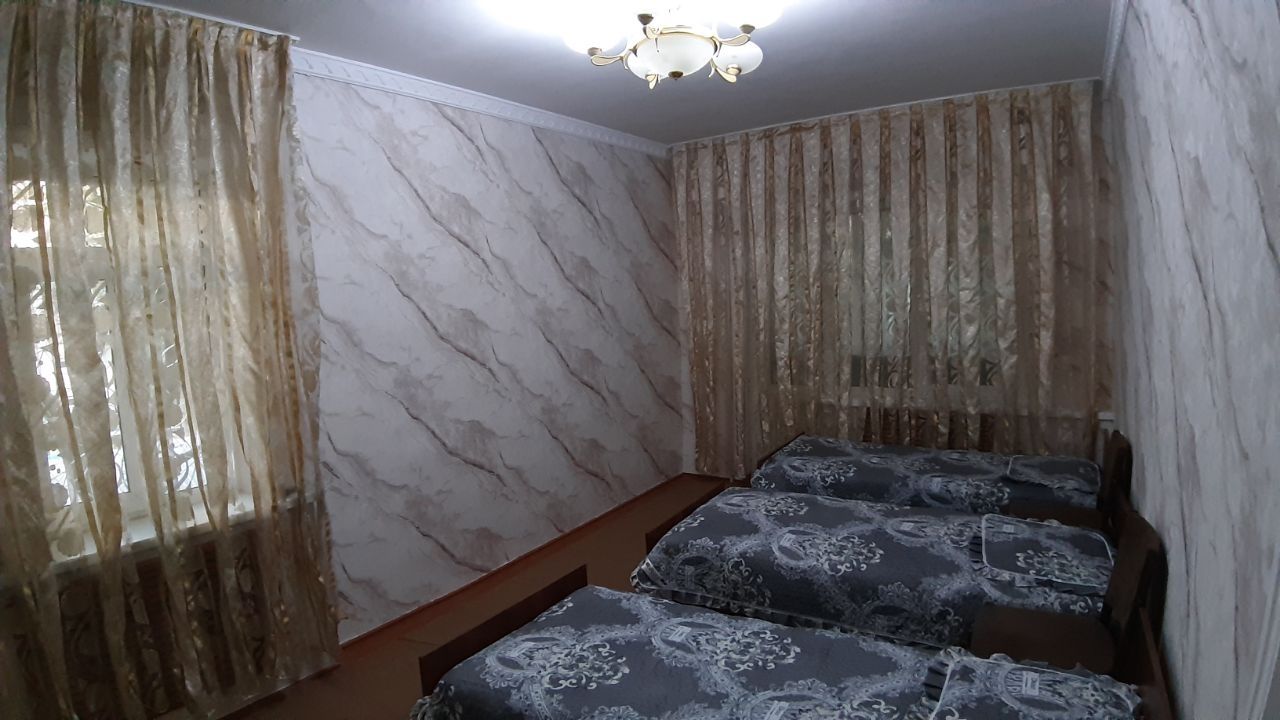 Сдаю 2 комнатную квартиру 74 м2