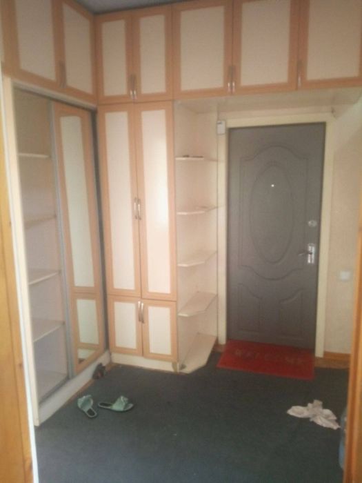 Чиланзар 14 3 комнатная 3 этаж 4 этажный дом