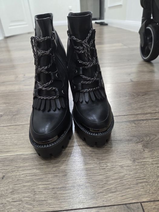 Продам сапоги осень