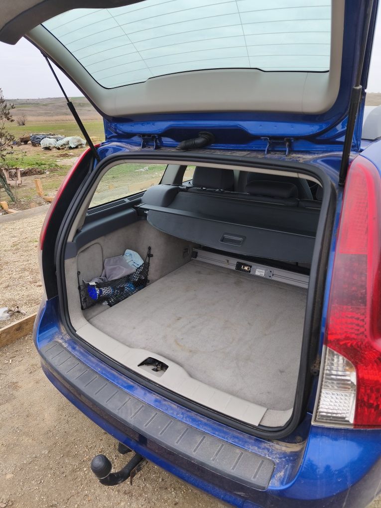 Vând volvo V50 an 2008 nu este matriculă