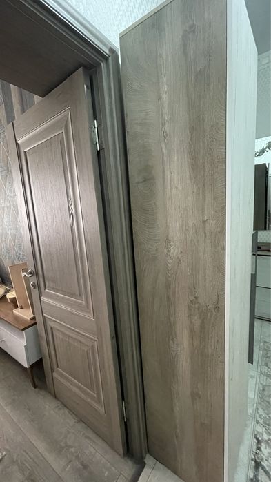 Продается прихожая почти новая