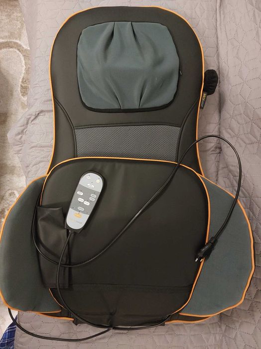 Scaun pentru masaj Shiatsu Medisana MC 825, 4 zone de masaj, impecabil