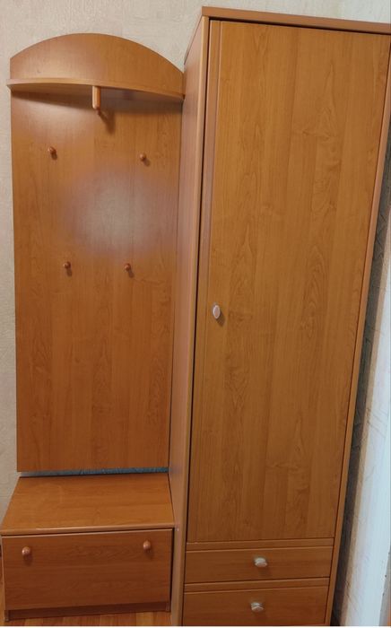 Продам мебель в прихожую