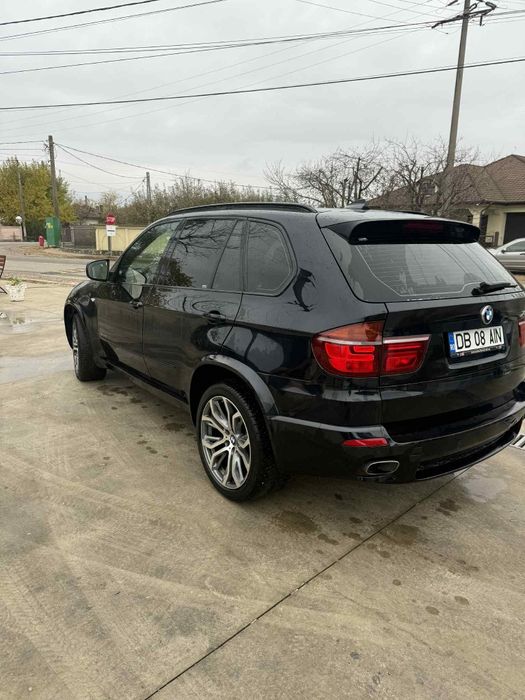 Vând bmw x5 2012