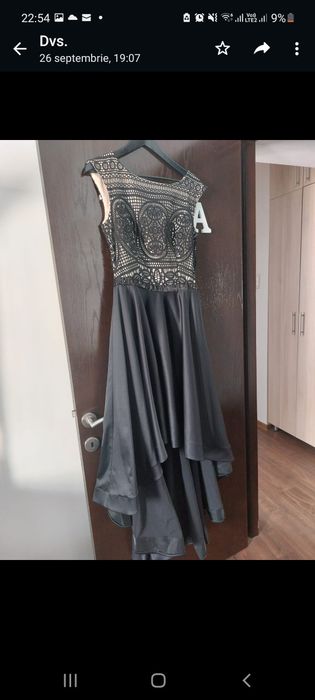 Vând rochie de seara neagra