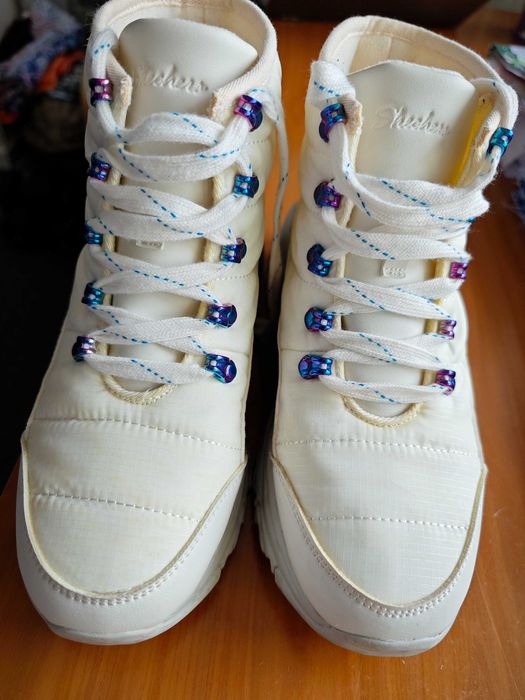 Дамски обувки Sketchers, бели, 37 номер