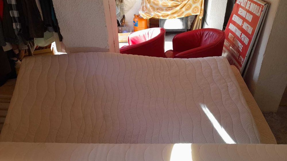 Vănd saltele de 90cm x 200cm,la 299 ron/buc,la Oradea