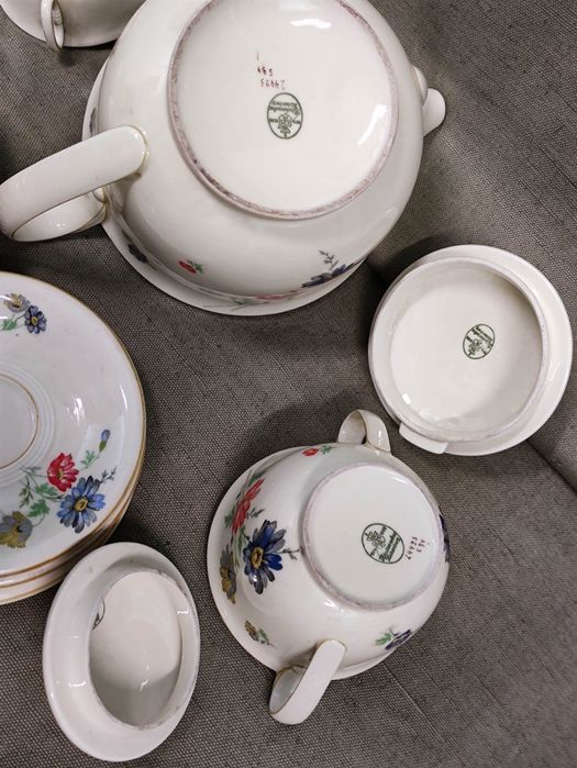 Продавам немски порцеланов сервиз. Hutschenreuther Hohenberg 1814 1939