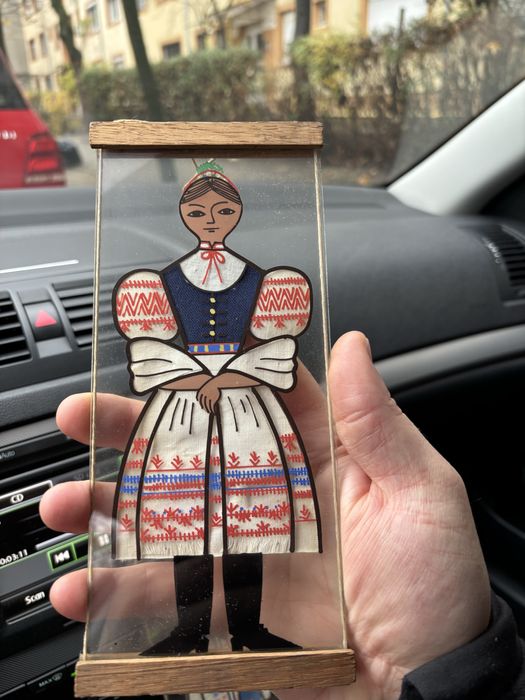 Tablou/Arta populara/Decoratiune - oameni in port popular traditional