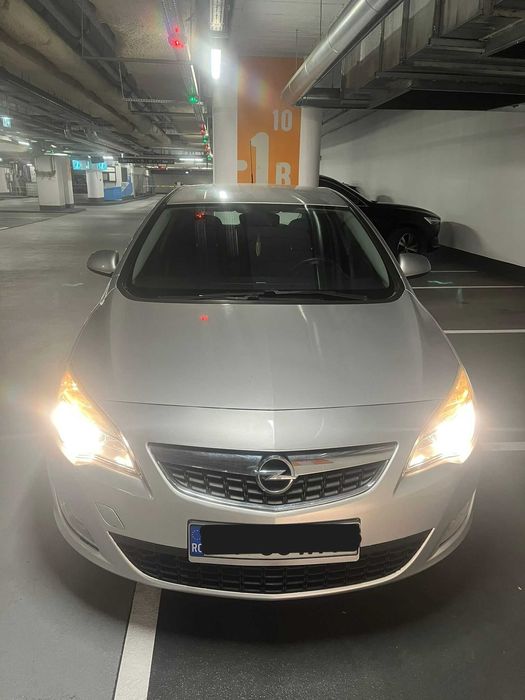 Opel Astra J 2012 • 1.3 CDTI ecoFLEX
