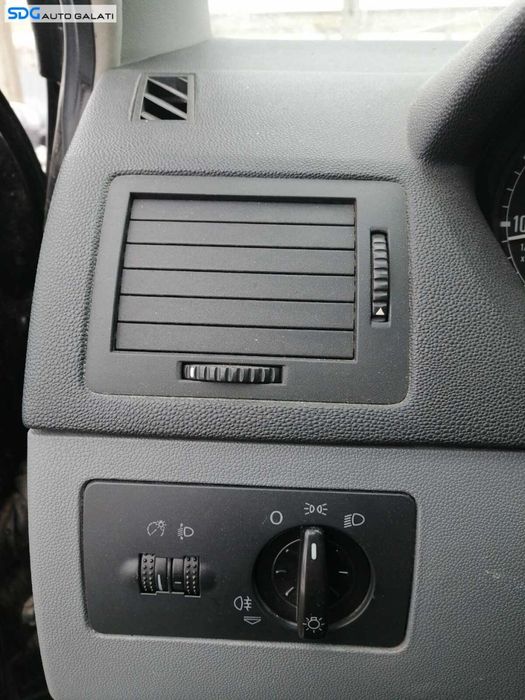 Gura Grila Aer Aerisire Ventilatie Bord Stanga Skoda Fabia 1 2000 - 2007